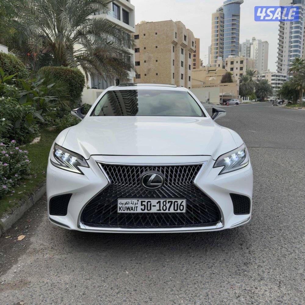 لكزس LS350 بحالة الوكالة1