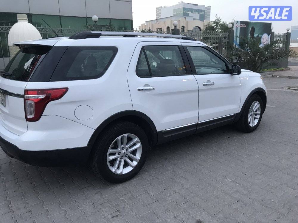 جيب فورد اكسبلور مديل 2013 لون ابيض بحاله جيده3