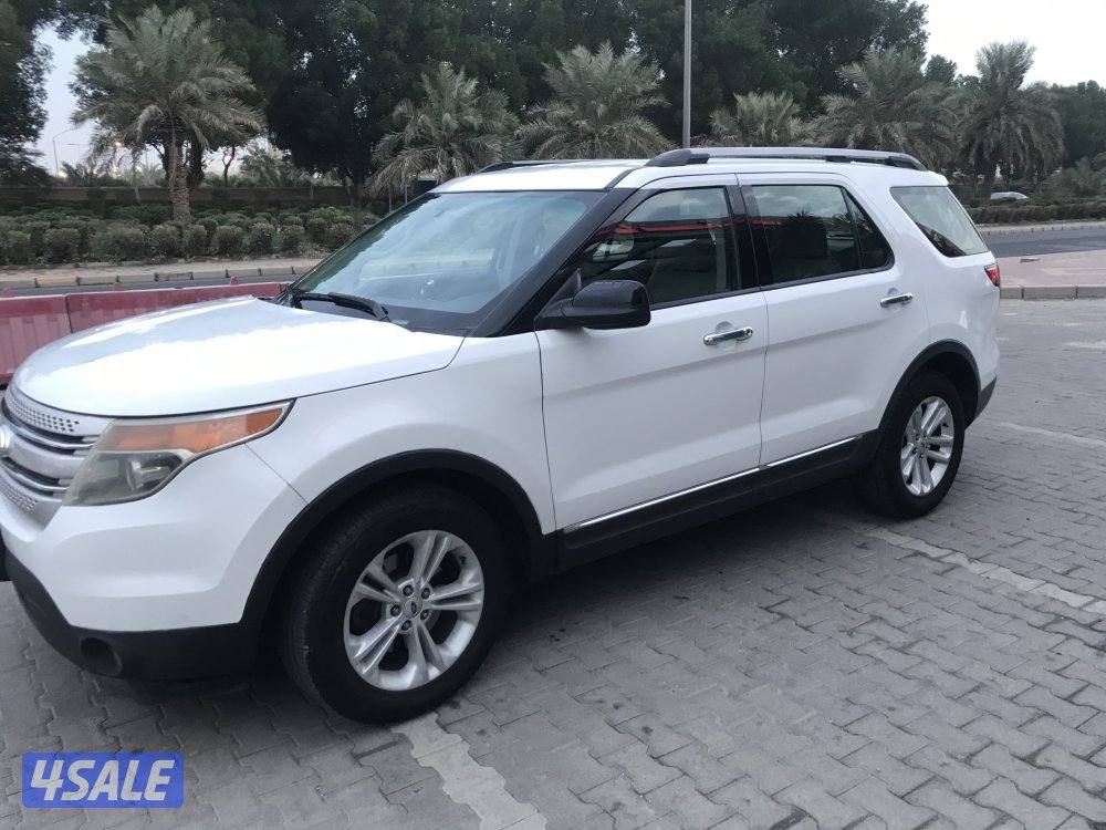 جيب فورد اكسبلور مديل 2013 لون ابيض بحاله جيده2