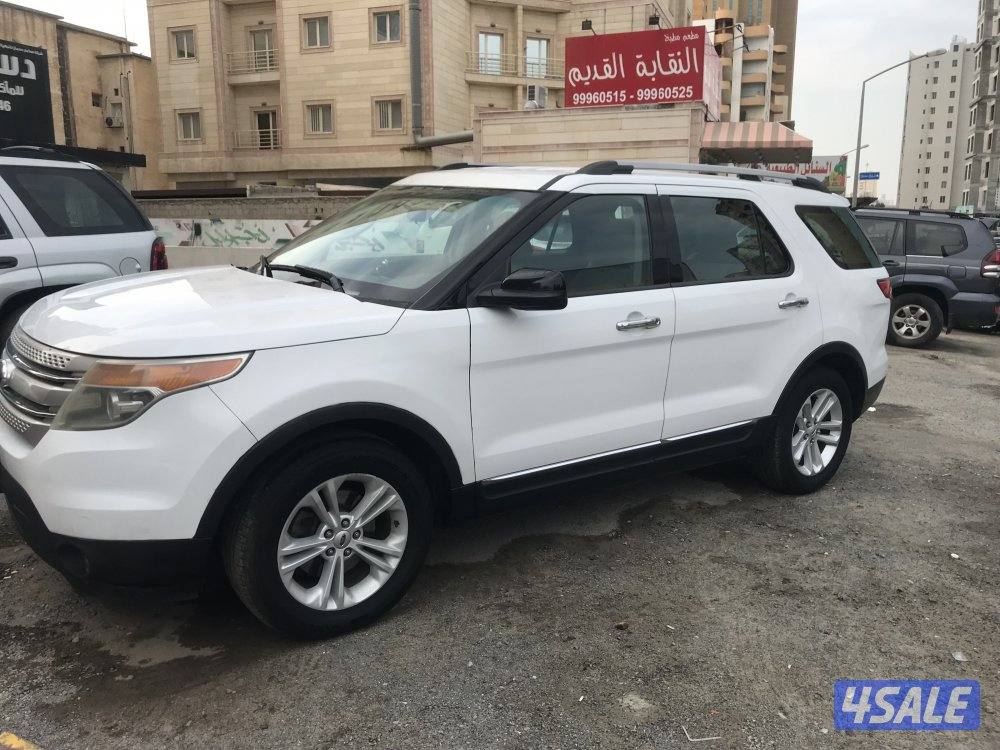 جيب فورد اكسبلور مديل 2013 لون ابيض بحاله جيده9