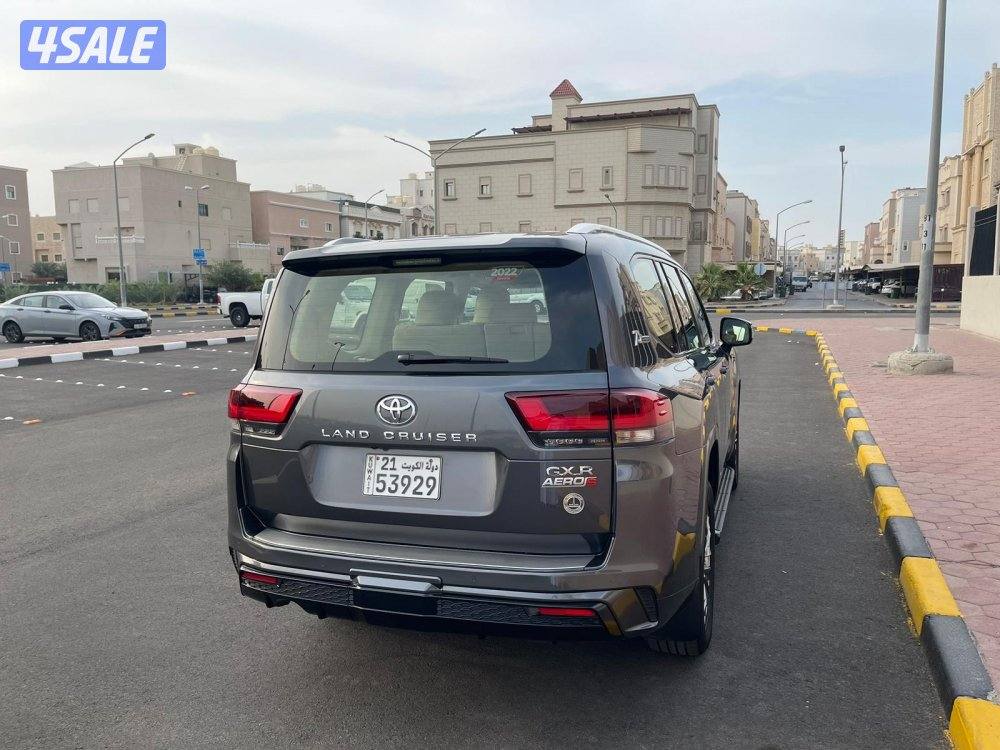 لاندكروزر GXR ايرو اس 2022  صبغ الوكاله1