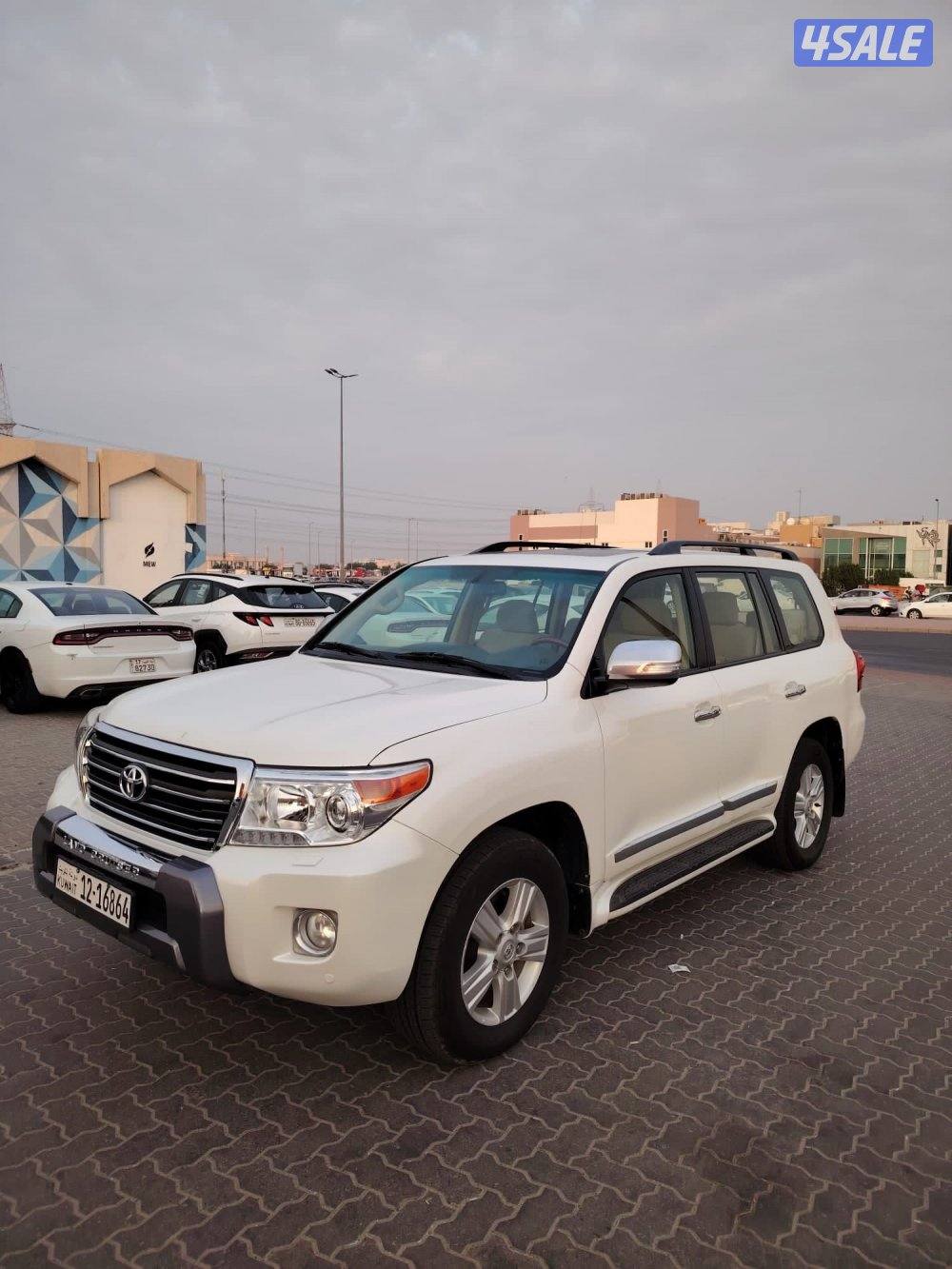 لاند كروز 2014 الساير عداد 300 الف1