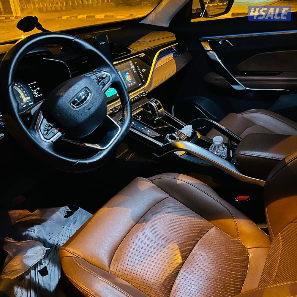 للبيع سيارة ازكارا ممشي ٢٧ الف6