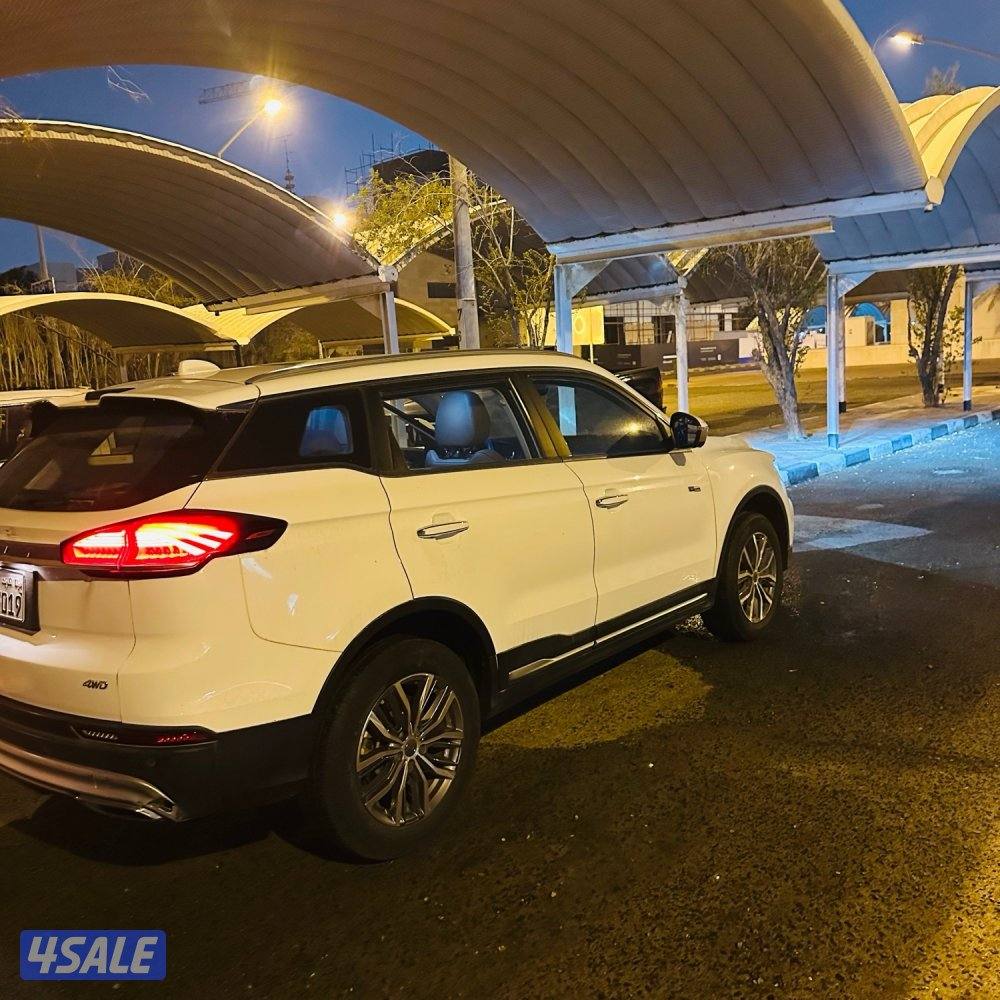 للبيع سيارة ازكارا ممشي ٢٧ الف7