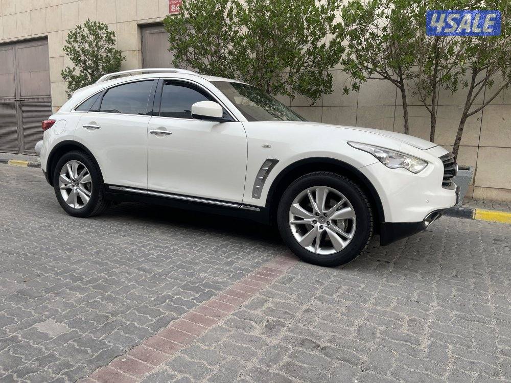 Infinity FX35 2012 صبخ الوكالة13