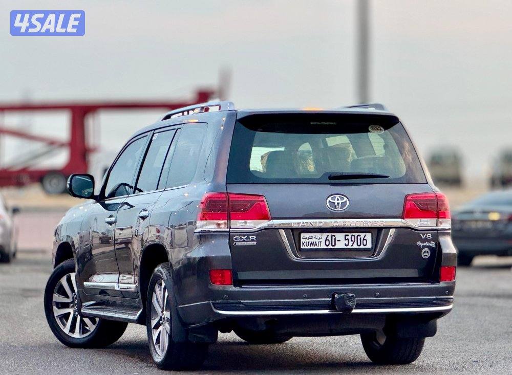لاندكروزر سقنجر 2021 وارد الساير شرط الفحص2