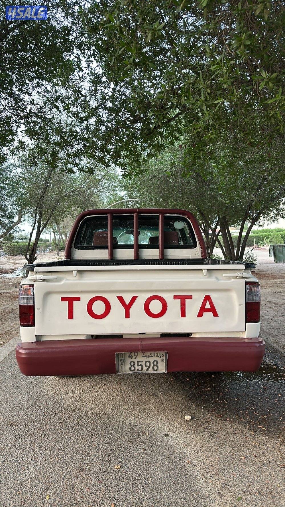 للبيع هايلكس 20052