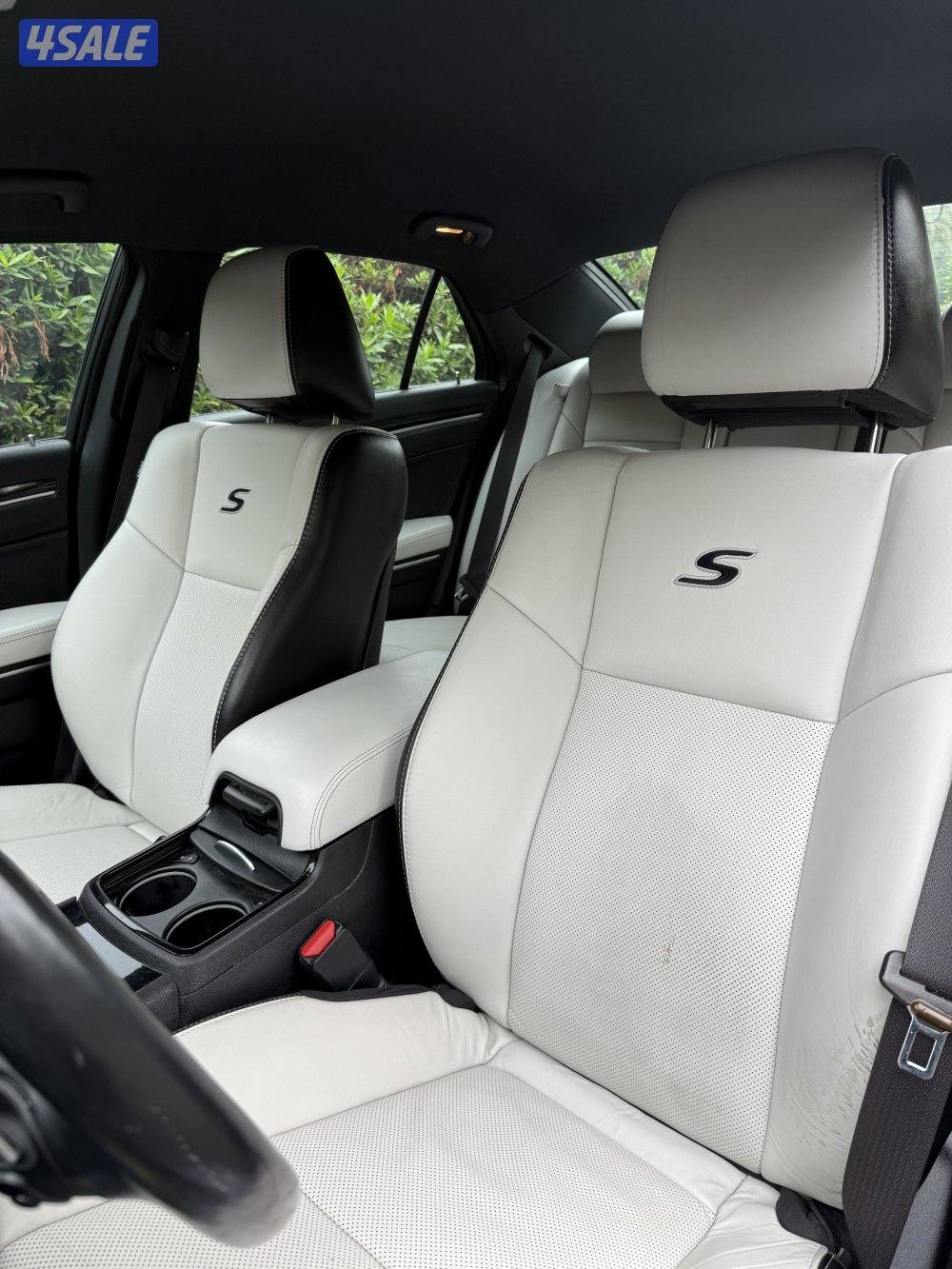 كرايزلر 300s 2021 صبغ الوكاله سيرفس منتظم5