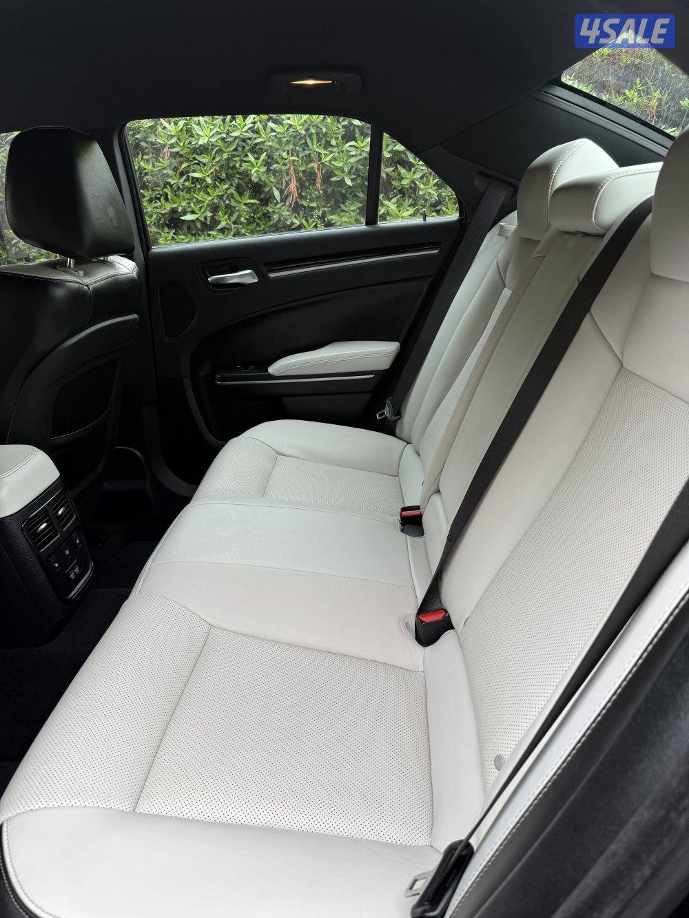 كرايزلر 300s 2021 صبغ الوكاله سيرفس منتظم6