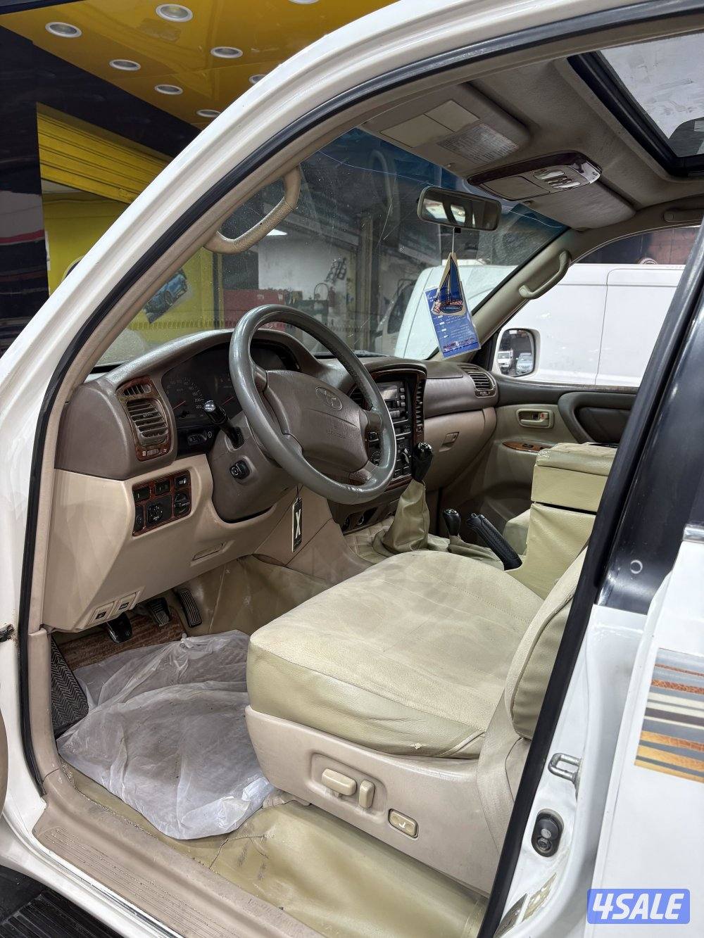 تويوتا لاندكروزر VXR1