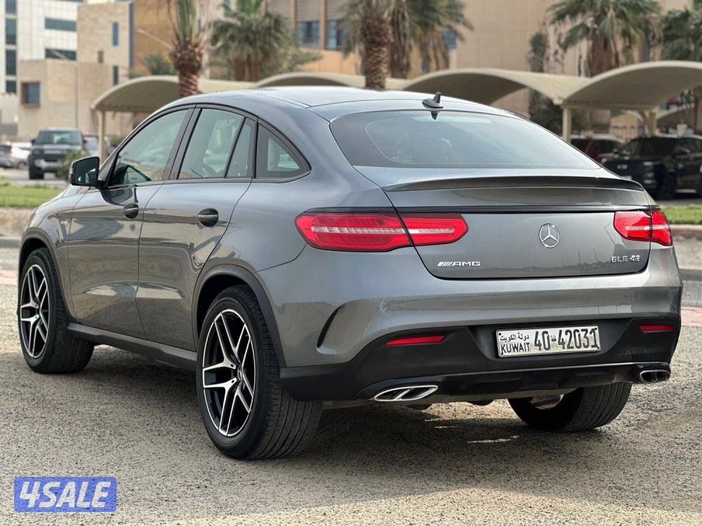للبيع مرسيدس GLE 43 AMG ماشي ٧٨ الف كيلو2