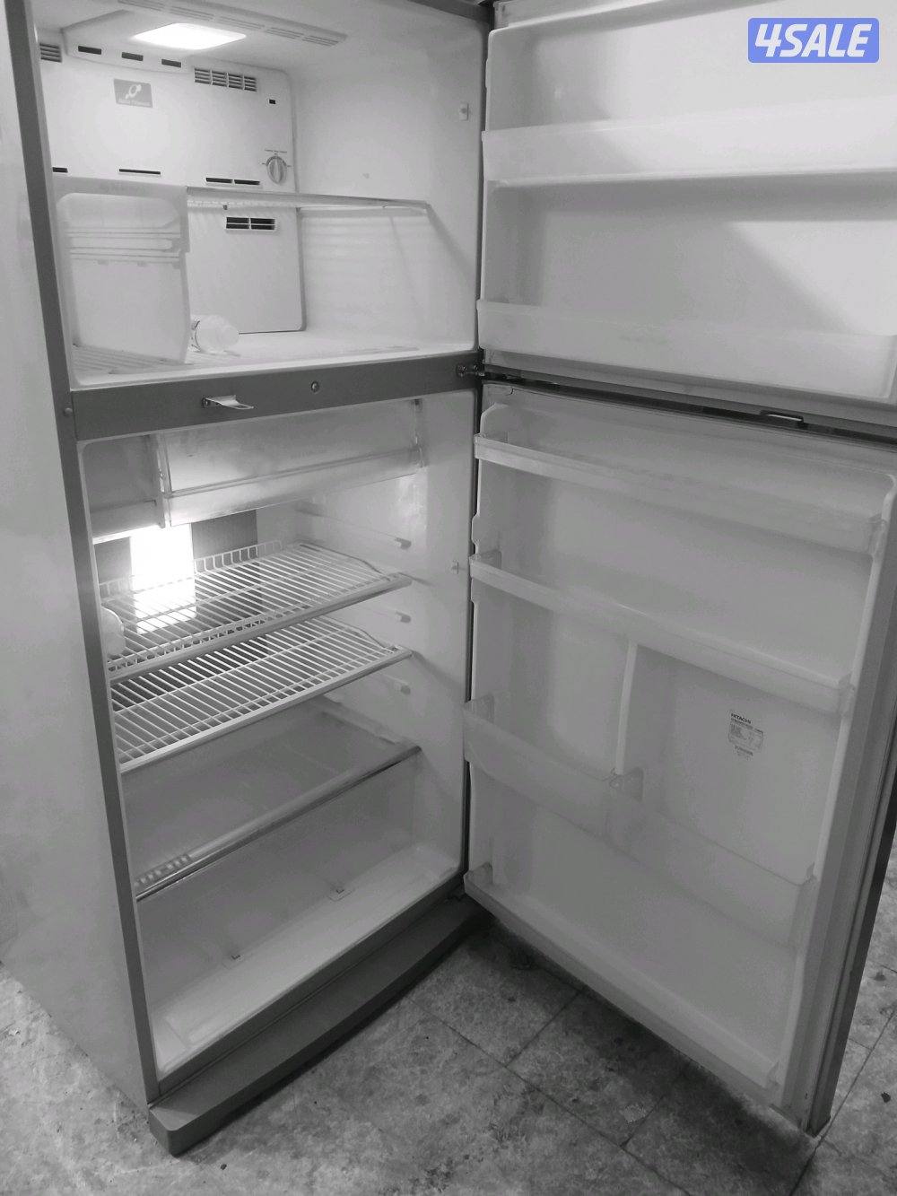 للبيع ثلاجه هيتاشي ياباني بحاله ممتازه جدا مع الكفالة والتوصيل عائلية0