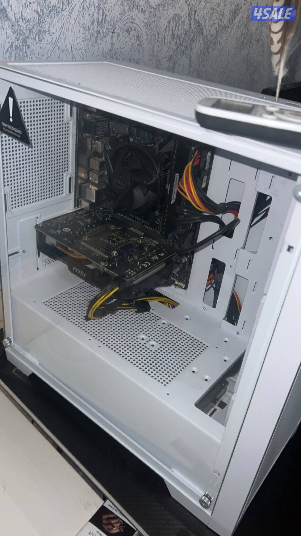 للبيع PC بحالة جديد1