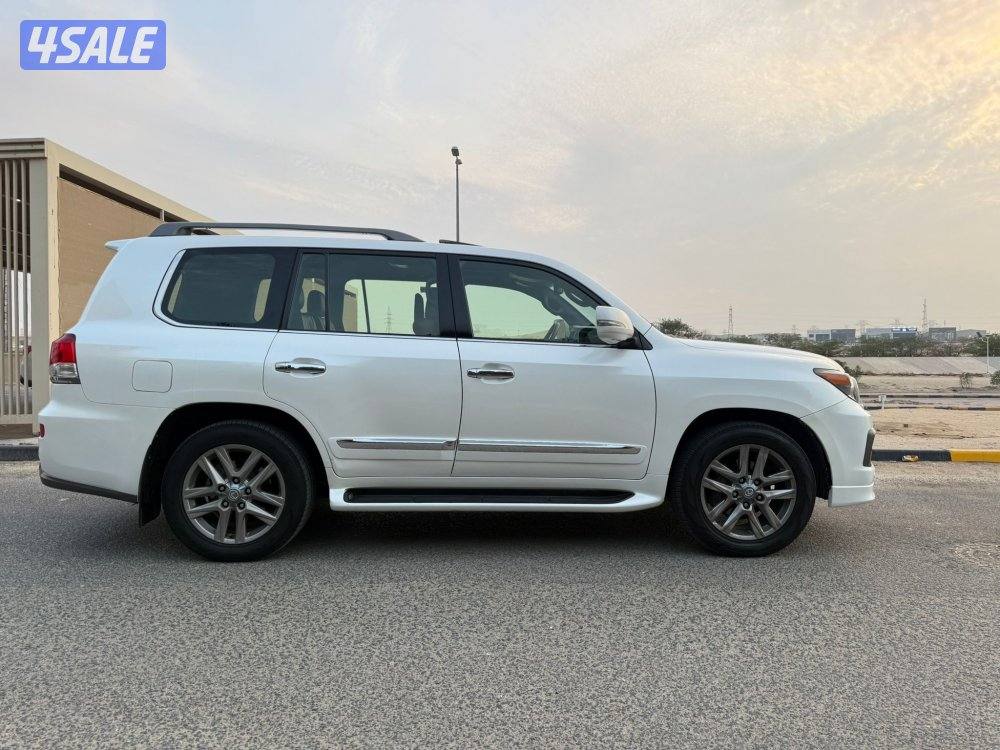 لكزس LX570 الخليج 2014 سبورت عداد 299 الف7