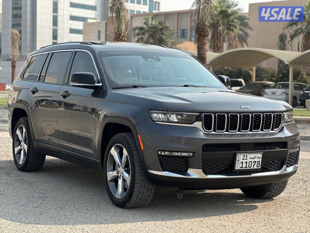 للبيع جراند شيروكي LIMITED L ماشي ٦٨ الف كيلو0