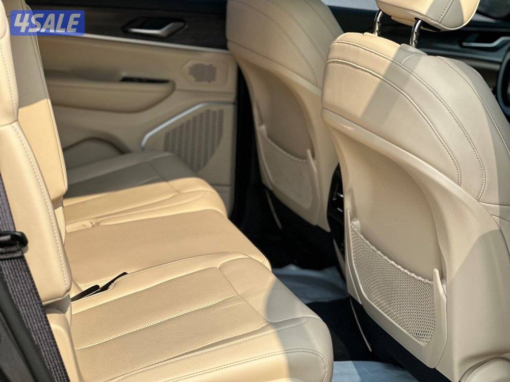 للبيع جراند شيروكي LIMITED L ماشي ٦٨ الف كيلو5