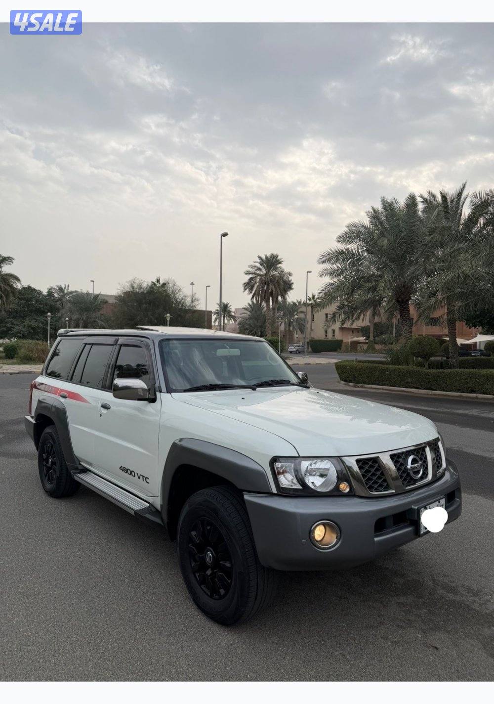 للبيع سوبر سفاري قير عادي - صبغ وكاله - عداد ١٤٦1