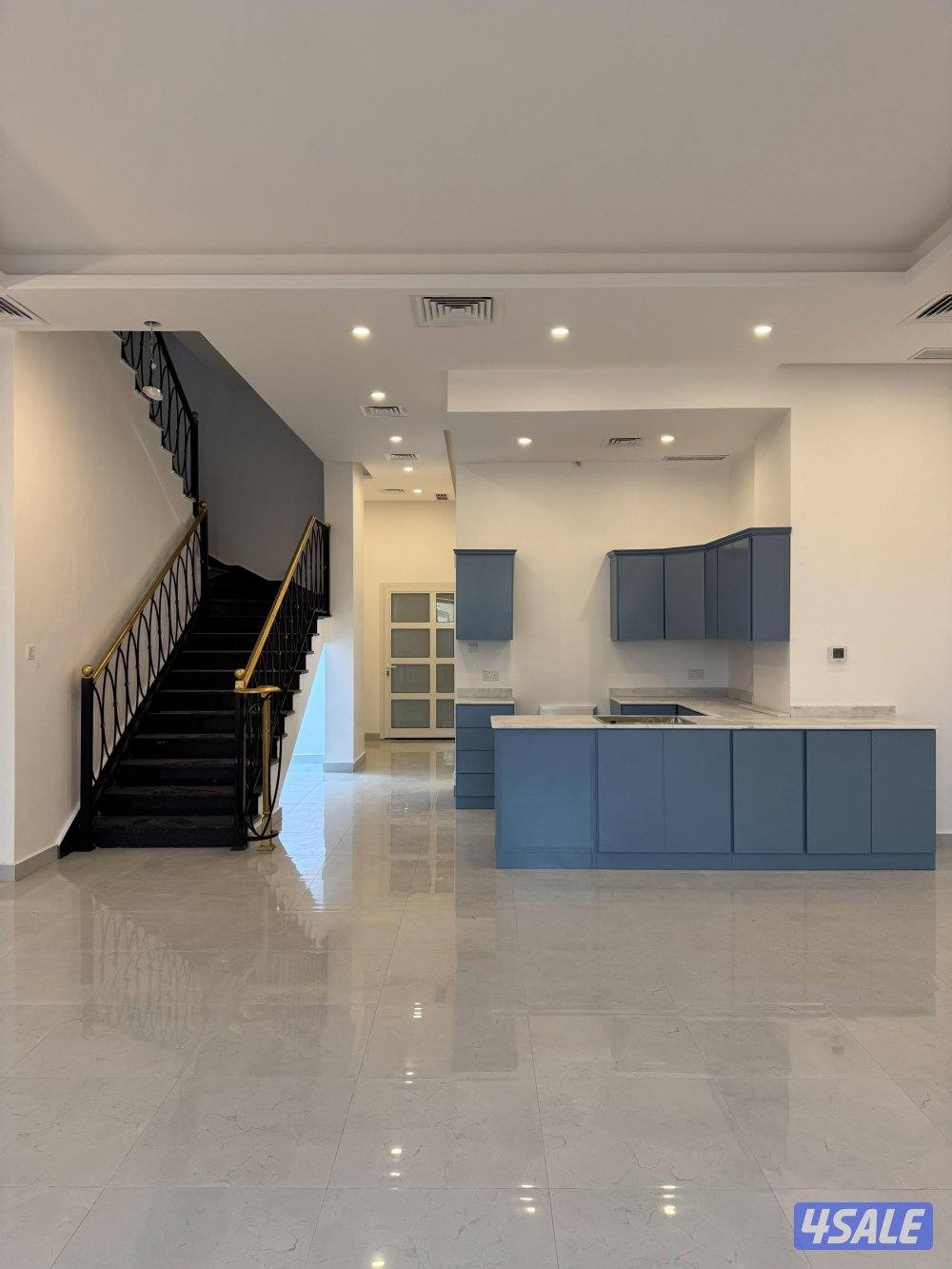 للإيجارات شالية 4 غرف مع مسبح خاص سنوي فقط3