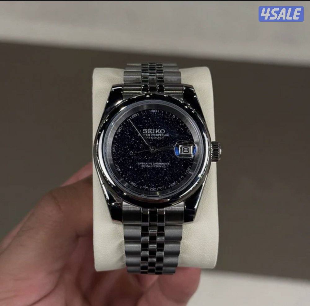 Black Seiko Galaxy Watch0