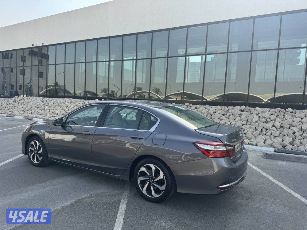 هوندا اكورد بحاله ممتازه2