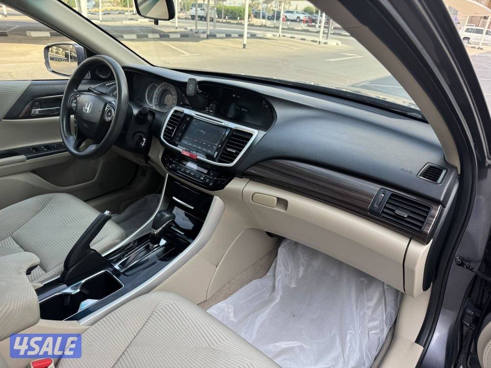 هوندا اكورد بحاله ممتازه6