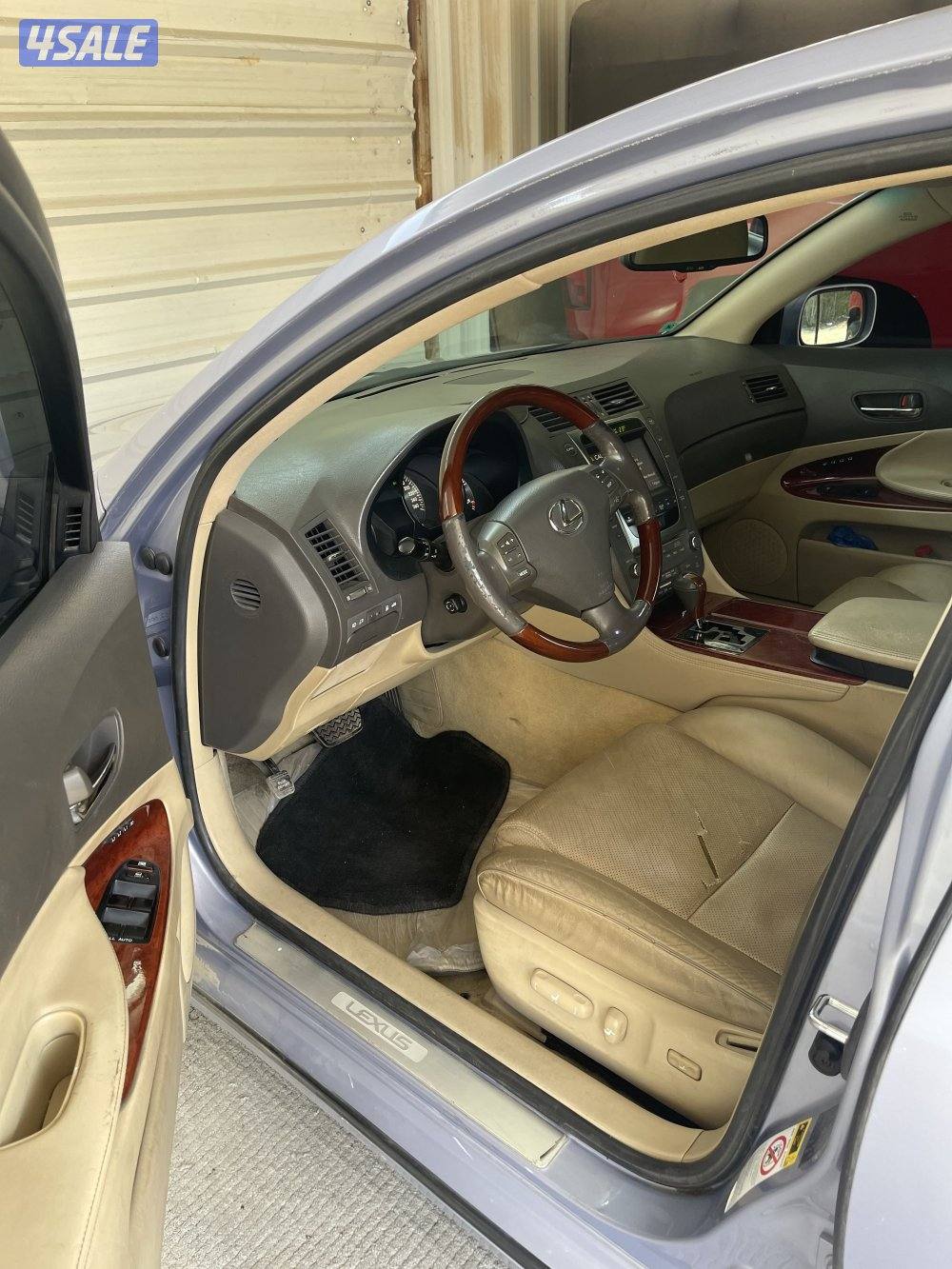 للبيع لكزس2007لون سماوي3