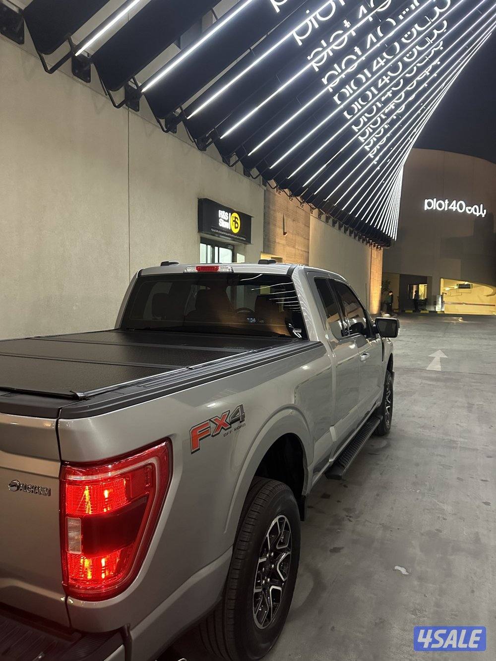 للبيع وانيت فورد fx42