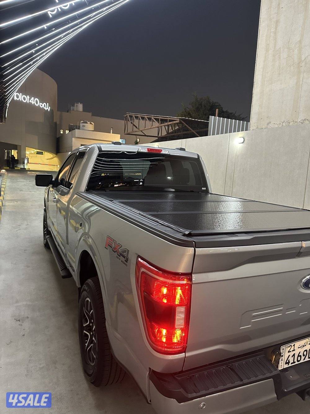 للبيع وانيت فورد fx43