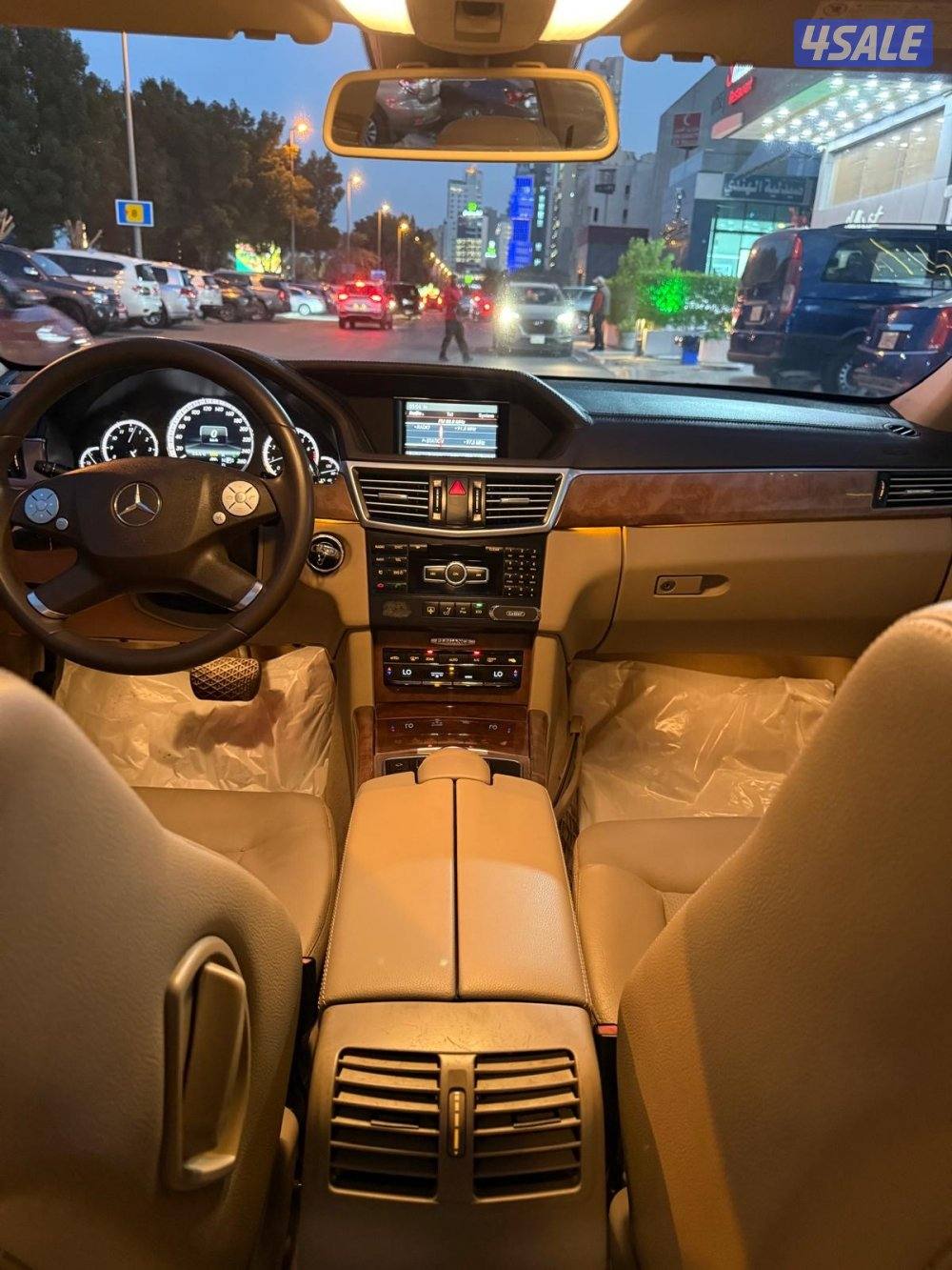 مرسيدس E250 -وارد البشر - بحالة الوكاله - موديل 20131