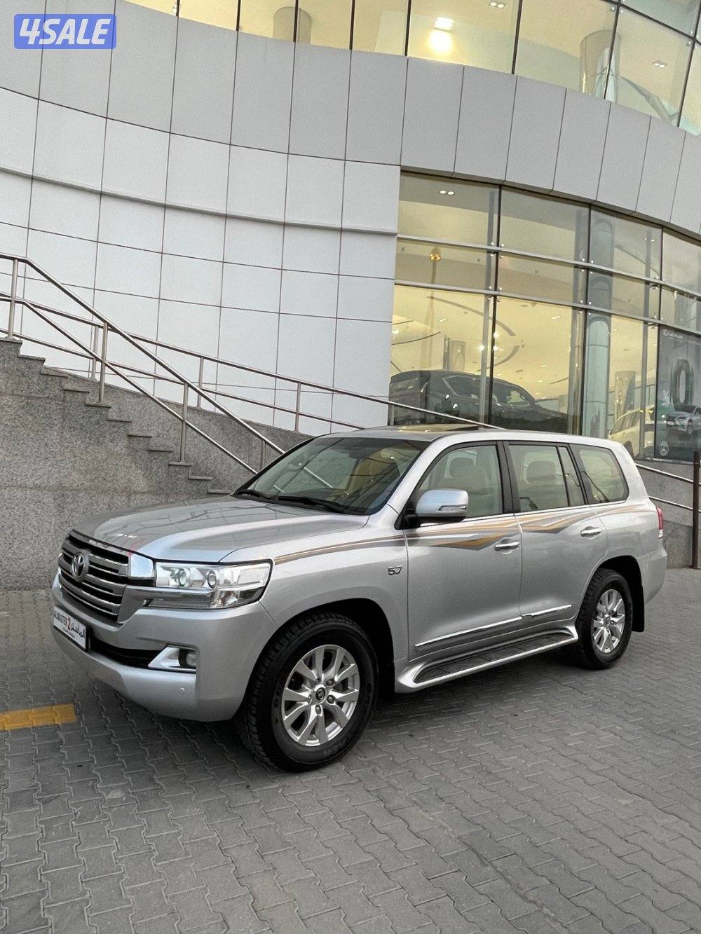 لاندكروزر VXR موديل 2016 وارد الخليج0