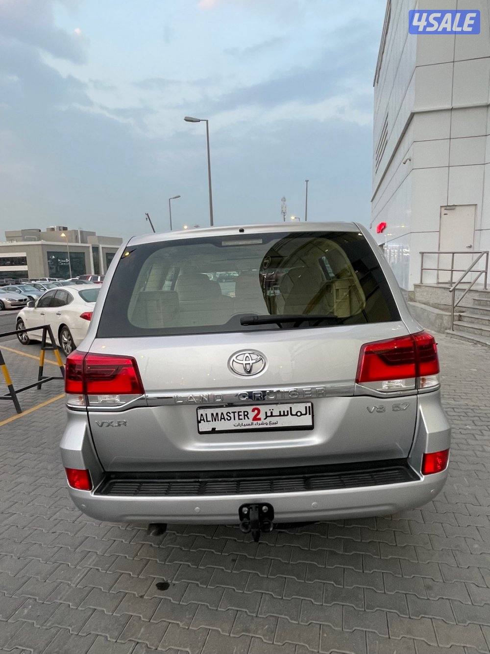 لاندكروزر VXR موديل 2016 وارد الخليج5