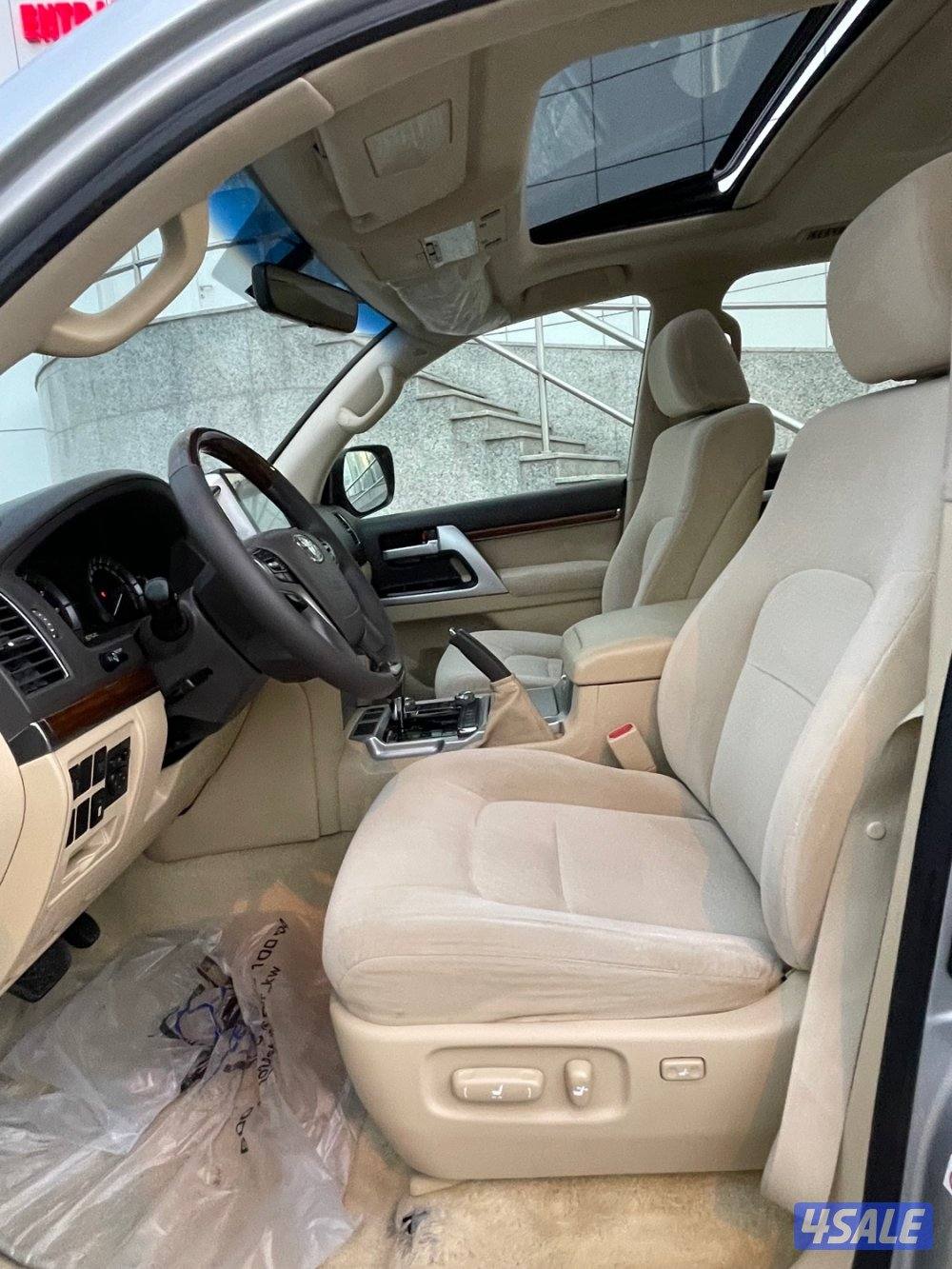 لاندكروزر VXR موديل 2016 وارد الخليج7