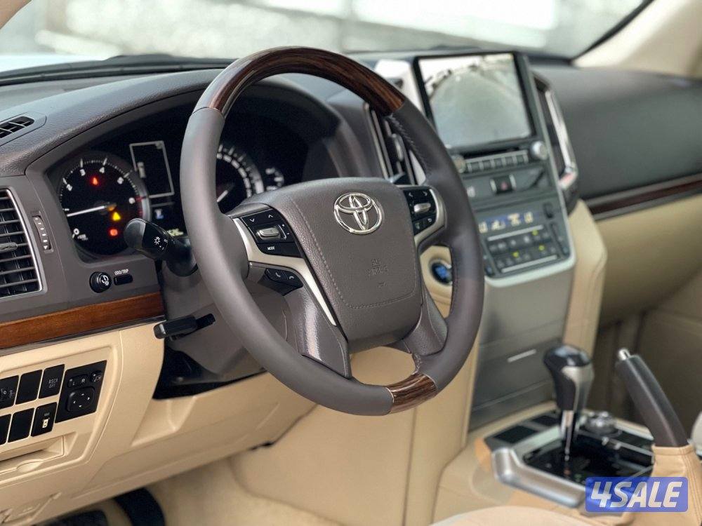 لاندكروزر VXR موديل 2016 وارد الخليج11