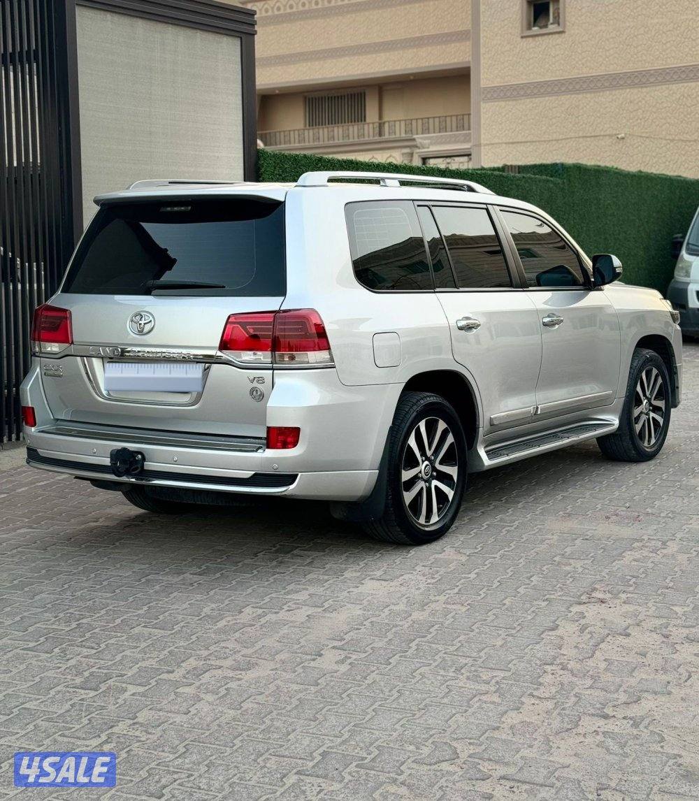 لاندكروز 20193