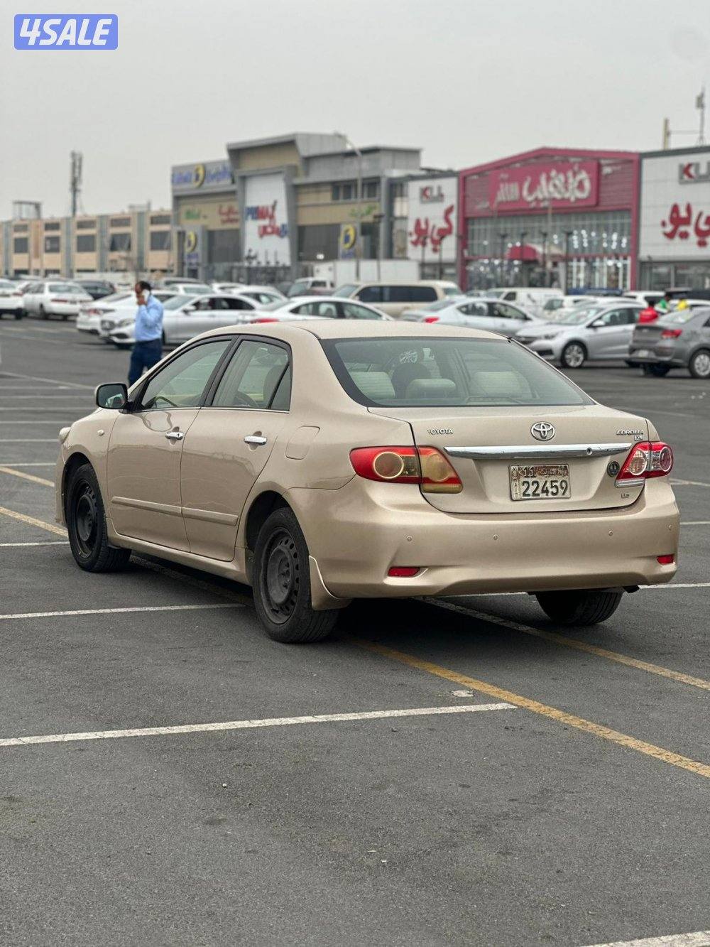 للبيع تويوتا كورولا 2013 نظيفه جدا عداد 2643