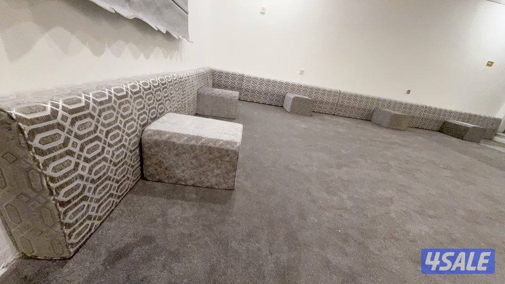 تنجيد وتفصيل مخاد ومراكي وسجاد وستاير رول وخام10