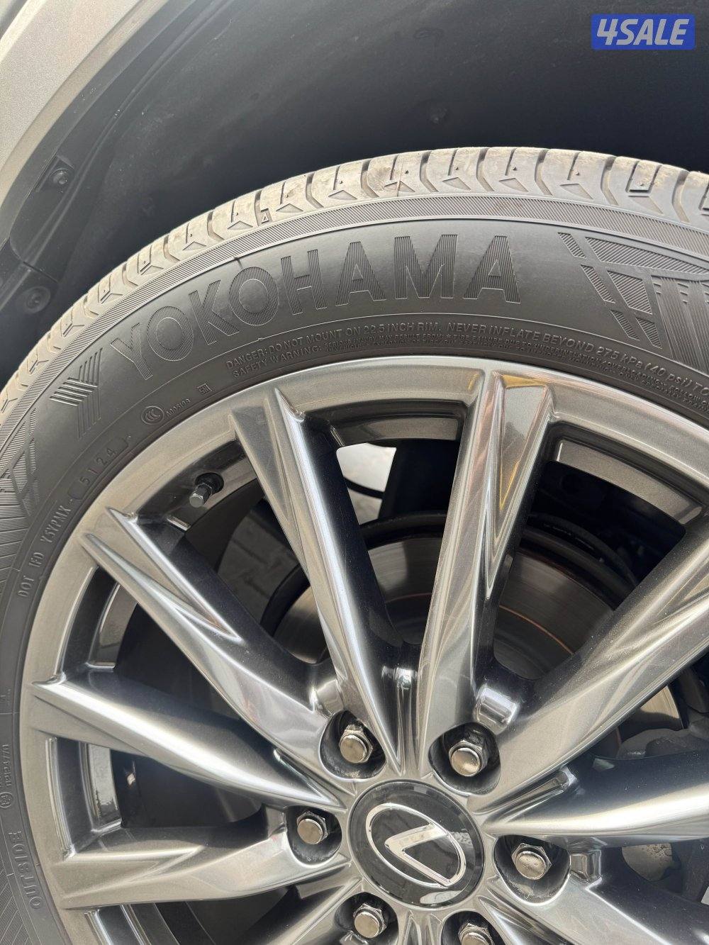 بيع ٤ تواير لجيب لكزس موديل ٢٥ استعمال ٦ اشهر حجم 265-50-R221