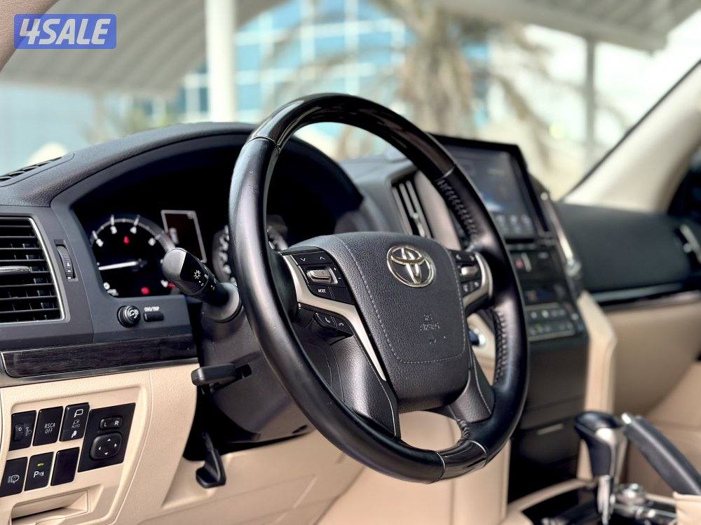 معرض القمة🚩7