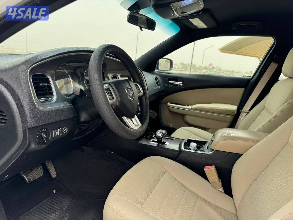 دودج شارجر بحاله ممتازه جدا3