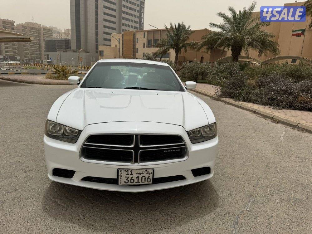 دودج شارجر بحاله ممتازه جدا6