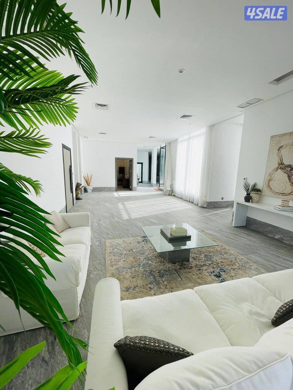 شاليه للايجار السنوي 13 غرفه12