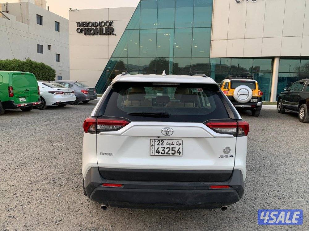 البيع جيب تايوتا راف 4 طراز 20234