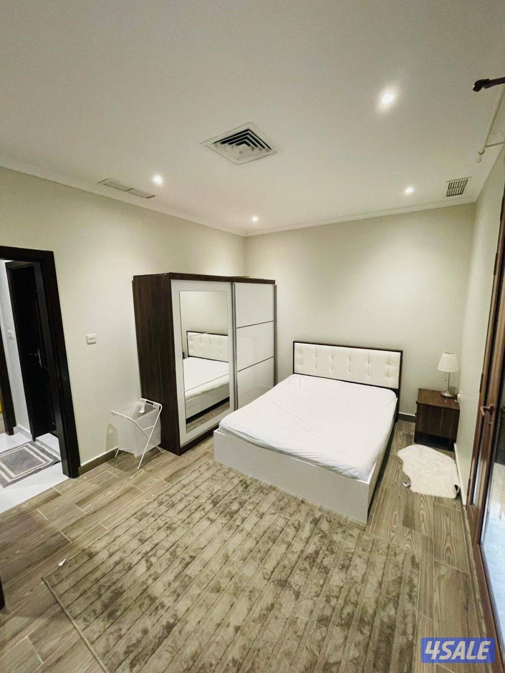 شاليه للإيجار السنوي 8 غرف10