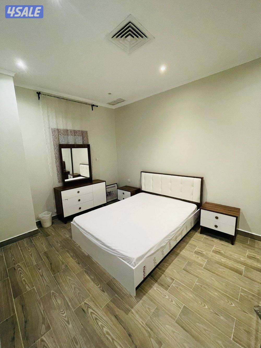 شاليه للإيجار السنوي 8 غرف12