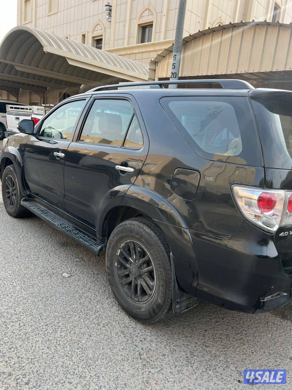 للبيع فورتنر5