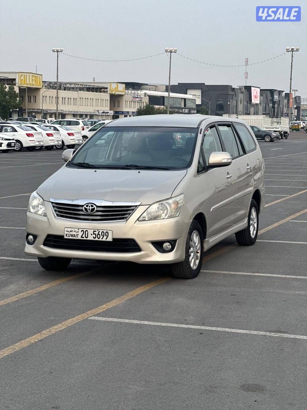 تويوتا - انوفا مديل 2012 صبغ الوكالة0