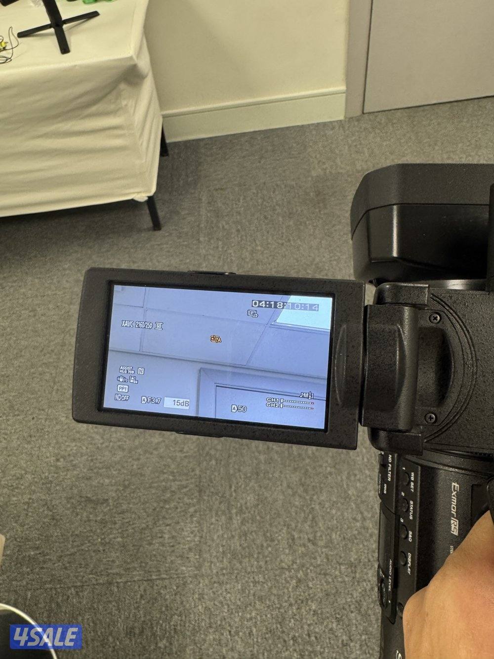 للبيع كامرة سوني 4k7