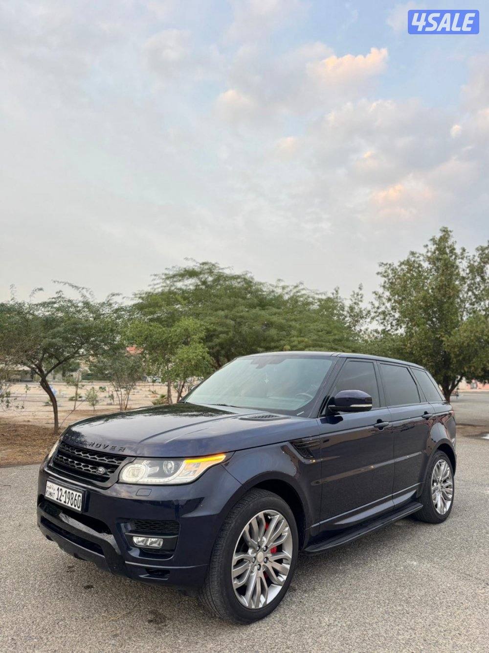 للبيع رنج روفر سبورت V82