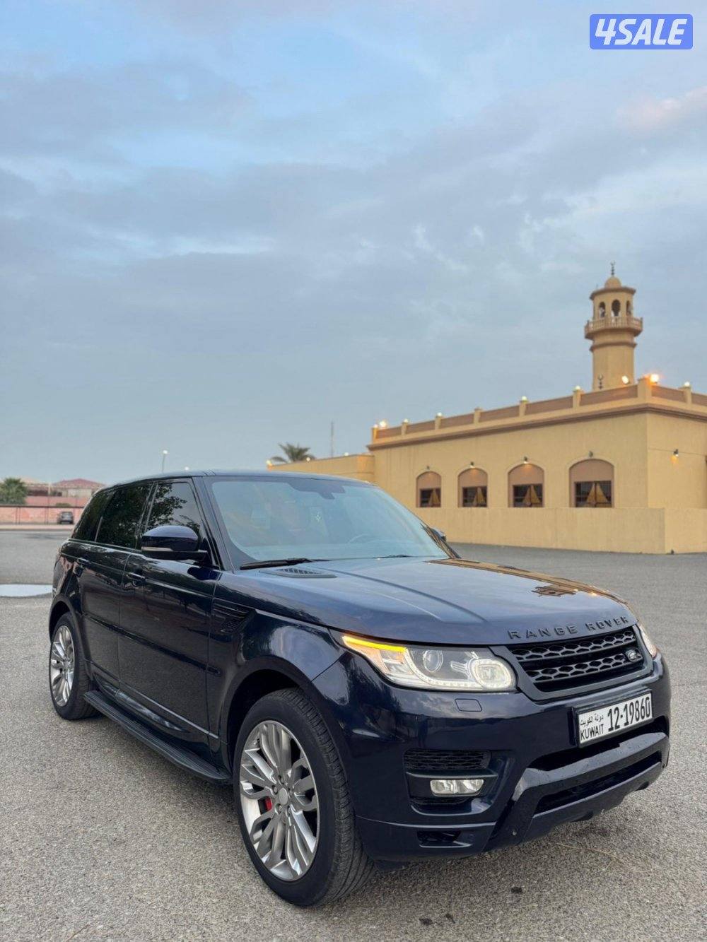 للبيع رنج روفر سبورت V83