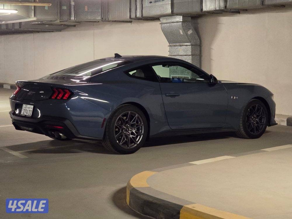 للبيع فورد موستنق 2025 قير عادي2